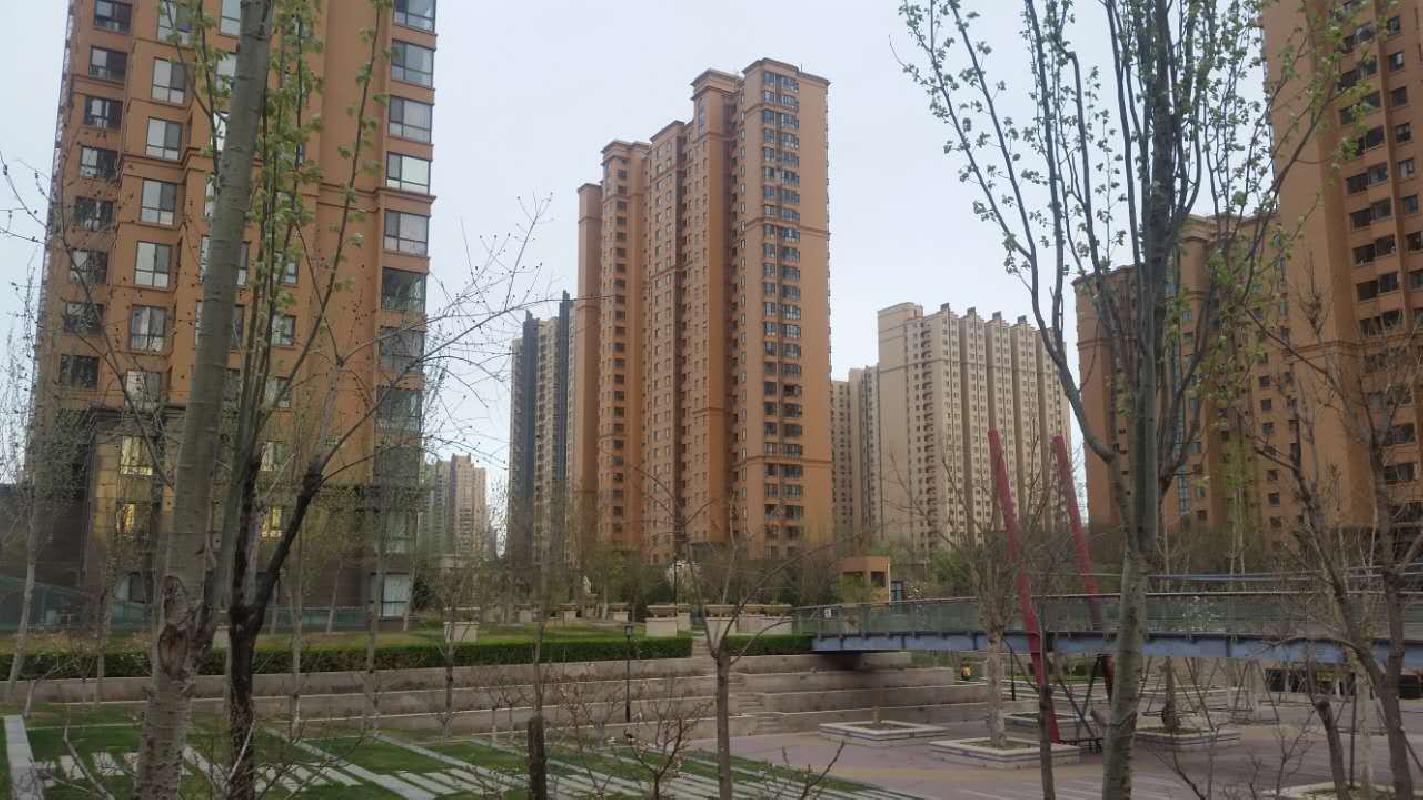 北苑华贸城 66loft 装修花了四十万 临近地铁 朝外九年连读