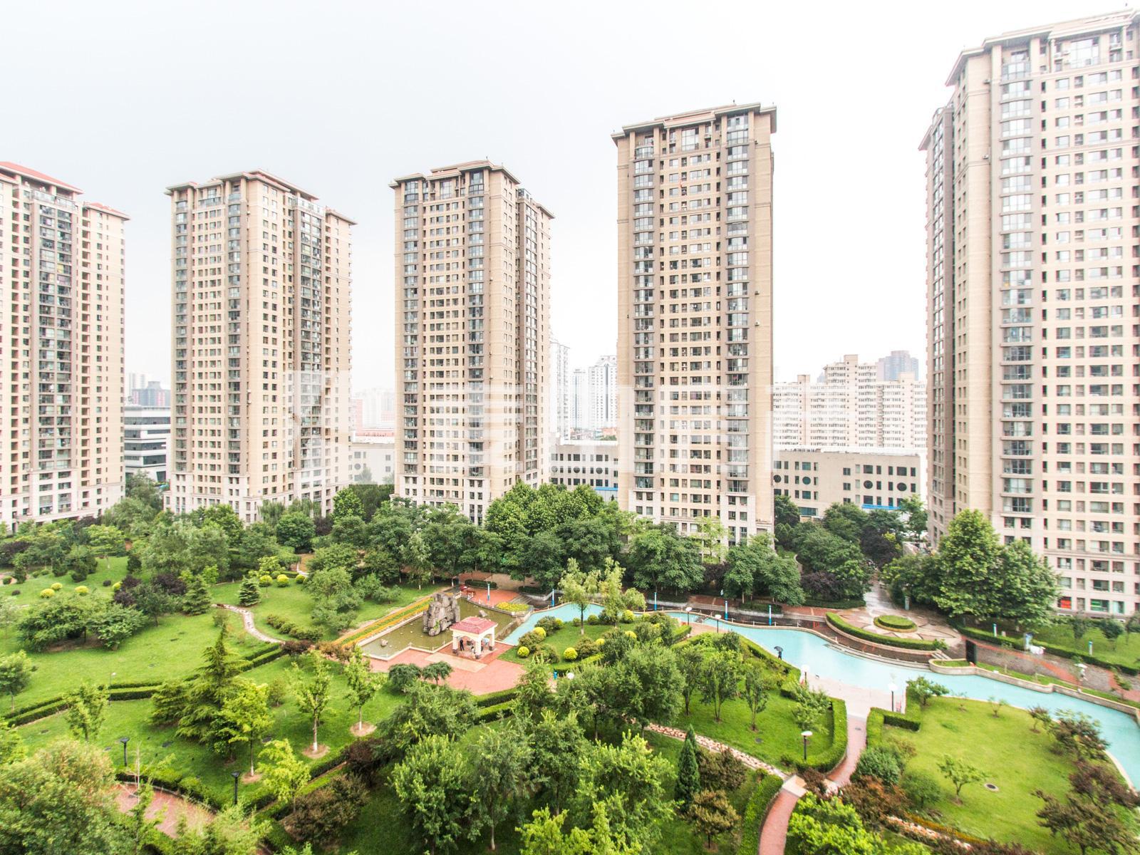 保利金泉东南1居,环境清幽,城市中的伊甸园 双地铁物业管理优质