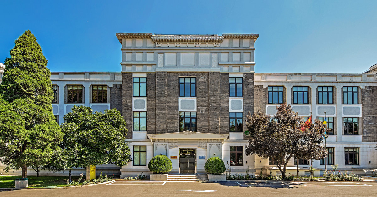 酒仙桥 恒通商务园 639平精装修带家具