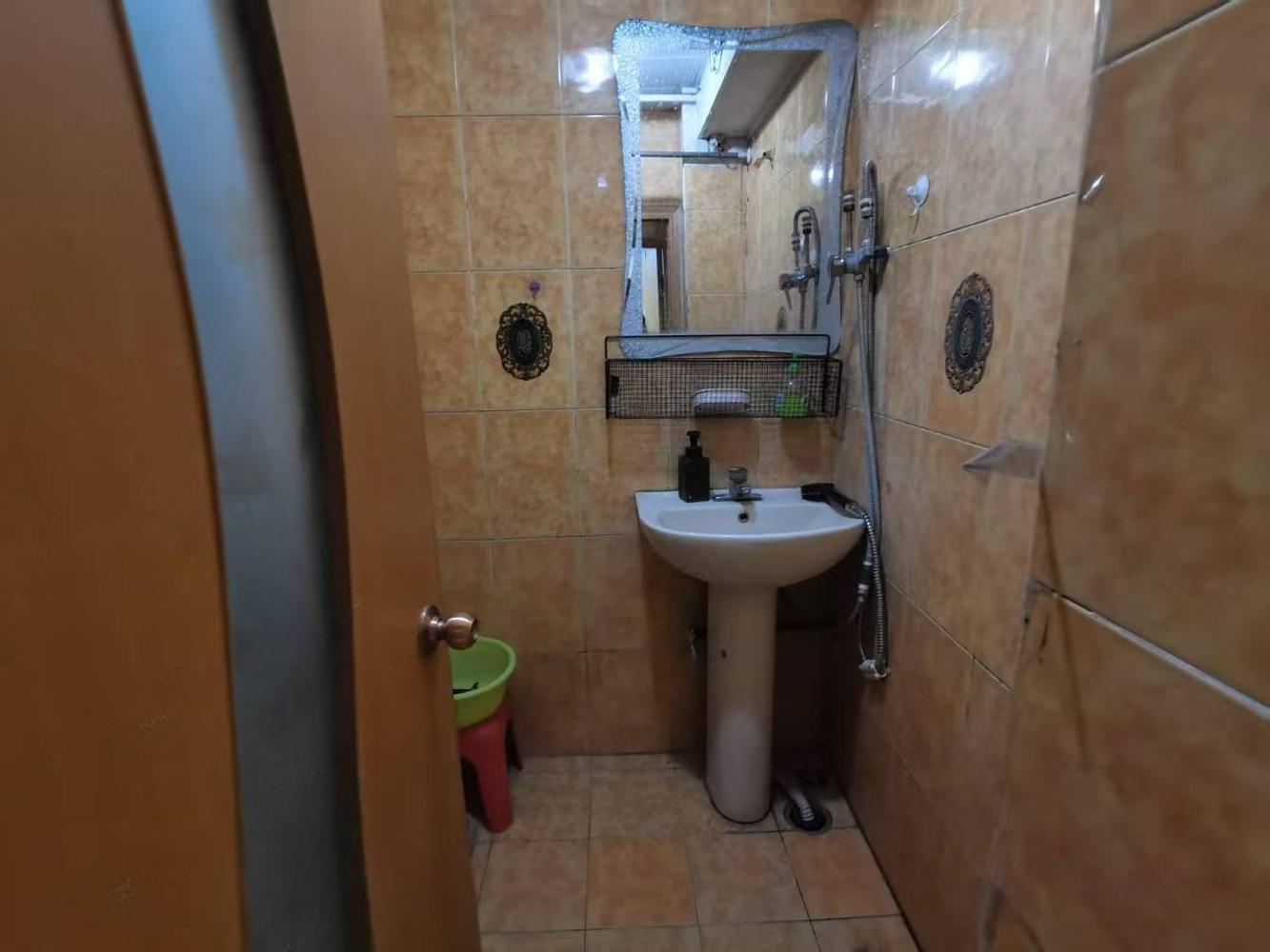 推推99北京房产网小黄庄一区出租房房源图片