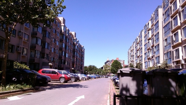 昆玉河畔 紧邻地铁 双卧朝南 奢华两居 海淀八里小学 满五年