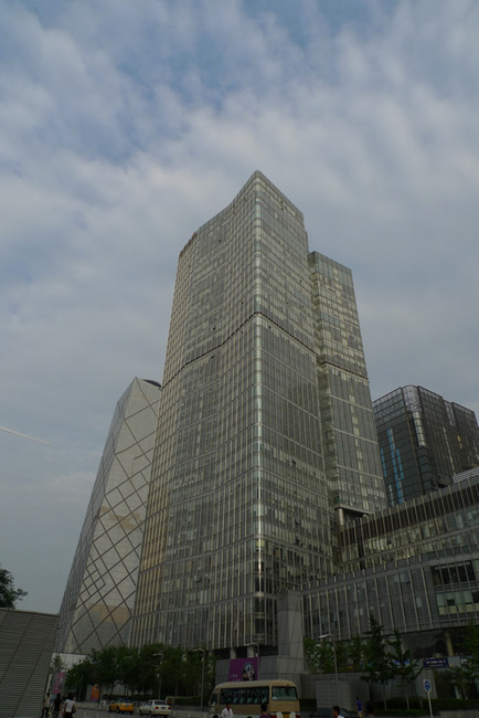 急租北京财富中心. 富尔大厦 看过之后让你流连忘返